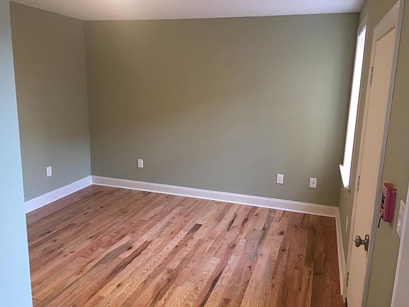 Apt 1R Bedroom