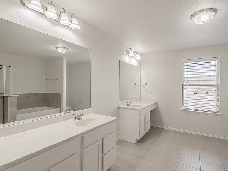 6268 Topsail Dr — Photo 32