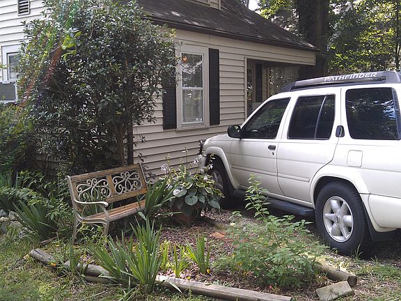 4th image of 1509 Marion St