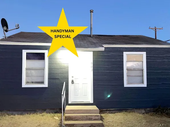 903 Avenue G, Levelland, TX 79336