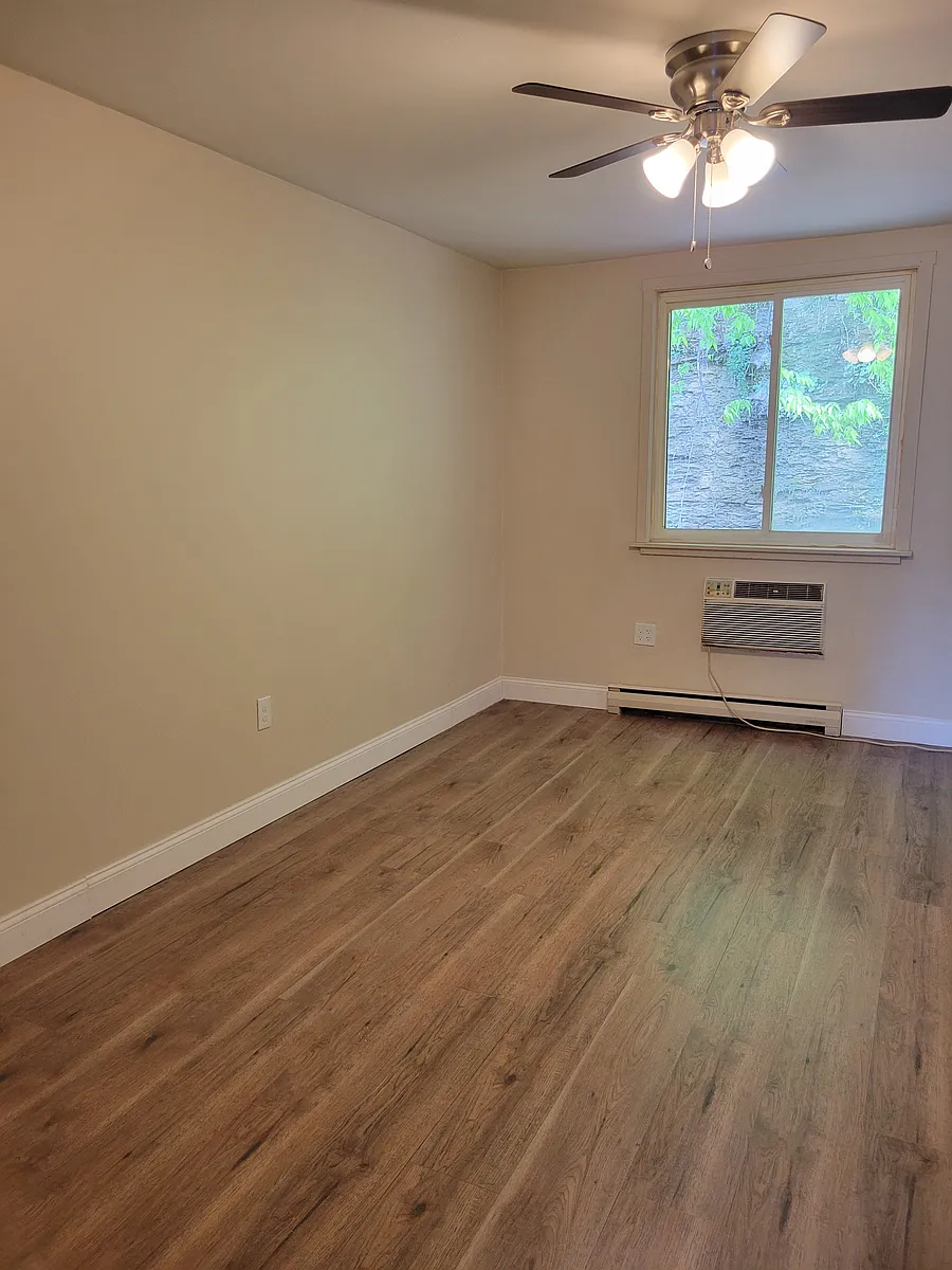 Building Photo - 225 Butler St #4