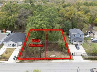5423 E Houston Rd, Houston, TX 77028
