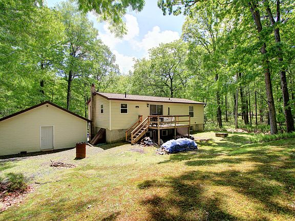 5th image of 303 Oak Hill Rd