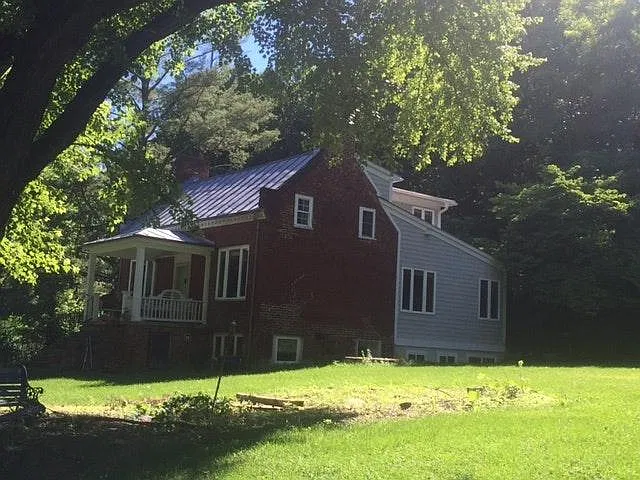 4 bed, 3000 sqft, $3,000 — Photo 2