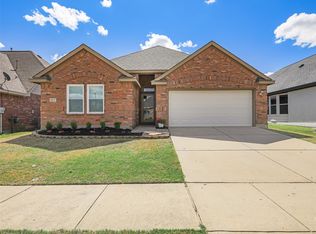 5817 Brookside Dr, Argyle, TX 76226