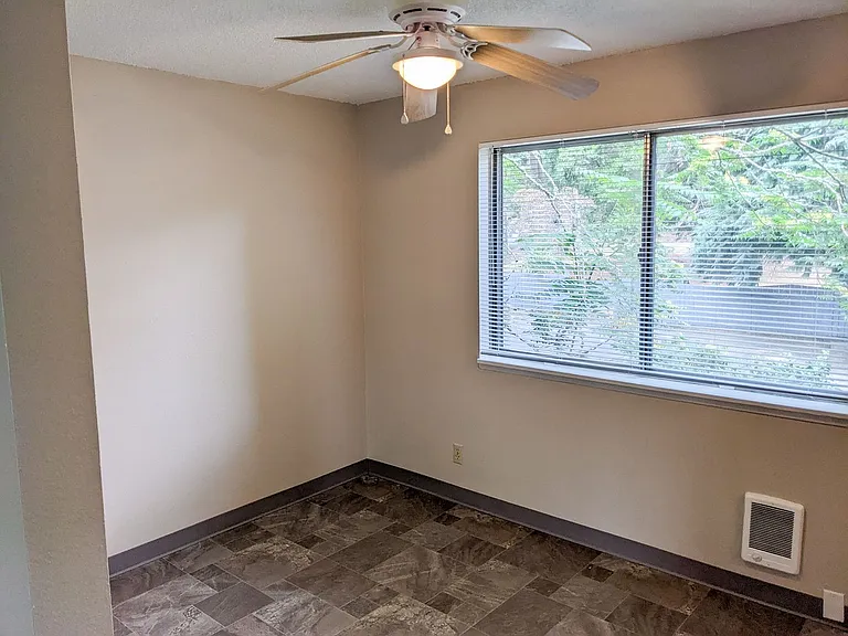 3874 Liberty Rd S — Photo 5