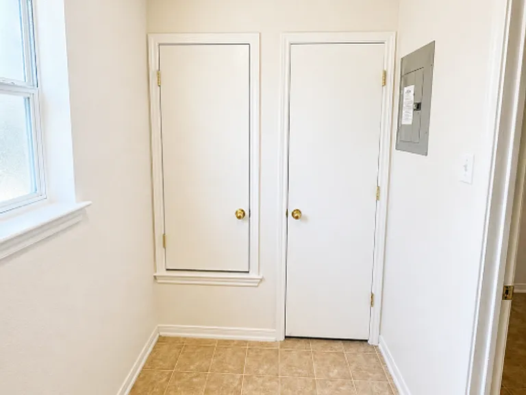 4203 Primrose Dr #C — Photo 11