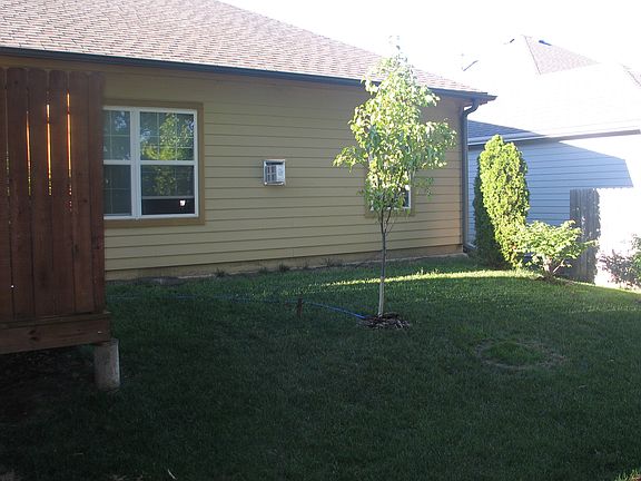 2nd image of 2041 E 25th Pl