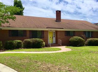 100 Evangeline Dr, Darlington, SC 29532