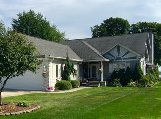 5475 Pointe Tremble Rd, Algonac, MI 48001