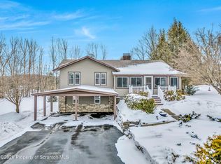 21 Buena Vista Dr, Moscow, PA 18444