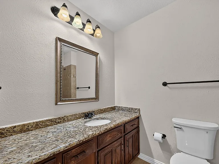 209 Glenwood Dr — Photo 24
