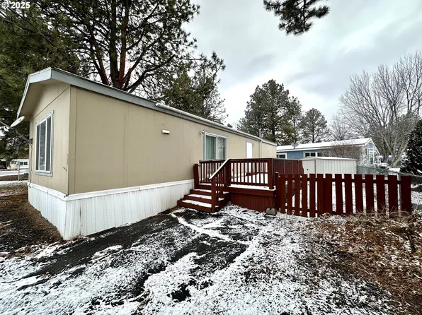 1809 26th St Unit 15, La Grande, OR 97850