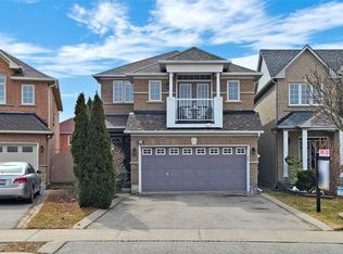 29 Emmitt Rd, Vaughan, ON L6A 3V8