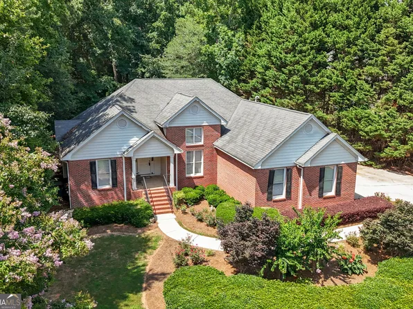 1285 Lake Forest Ln, McDonough, GA 30253