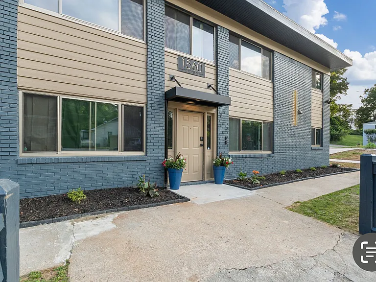 1560 Harvard Ave #1 — Photo 9