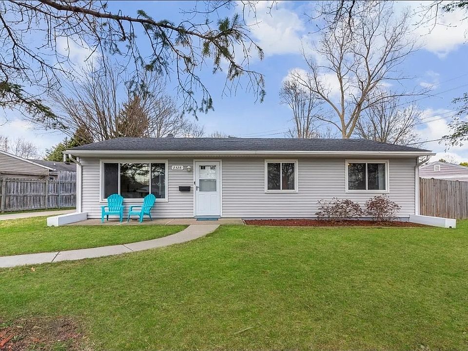1st image of 2328 Faye Dr