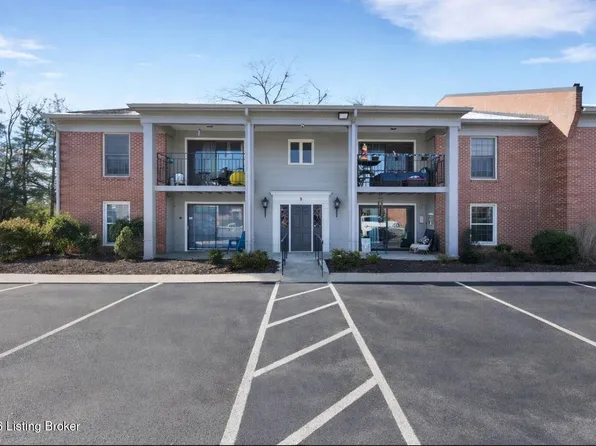 8 Dupont Way APT 1, Saint Matthews, KY 40207