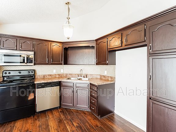 4th image of 2636 Denise Dr