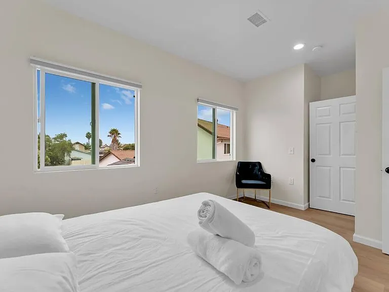 8869 Jade Coast Dr — Photo 17