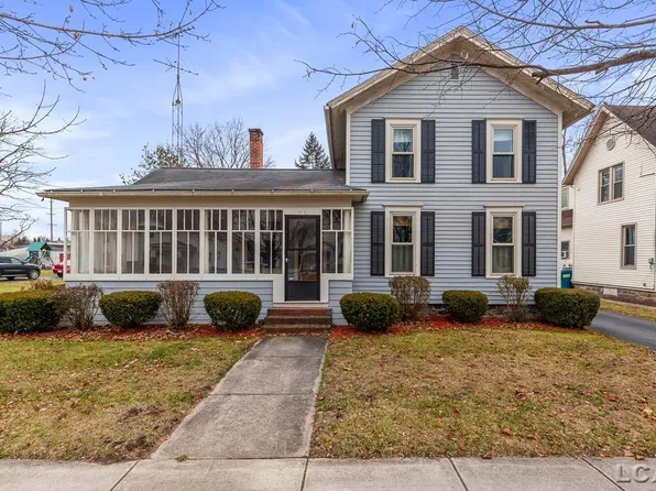 315 W Franklin St, Clinton, MI 49236