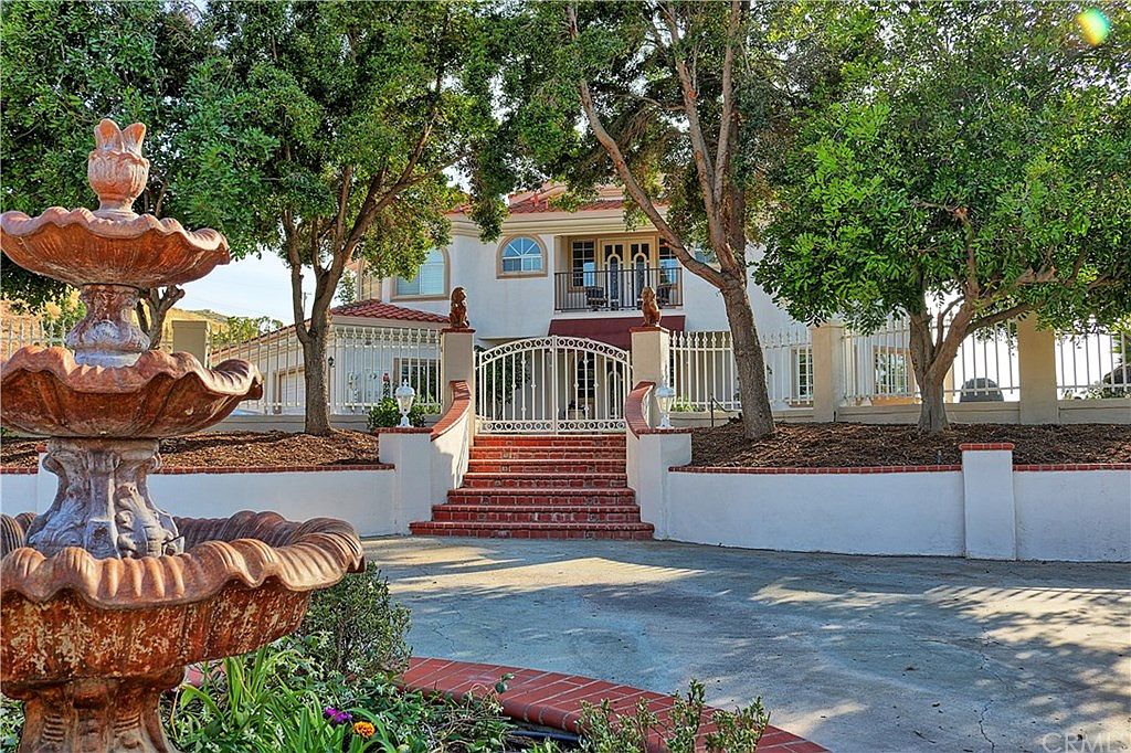 5816 Royale Pl, Riverside, CA 92506 Zillow
