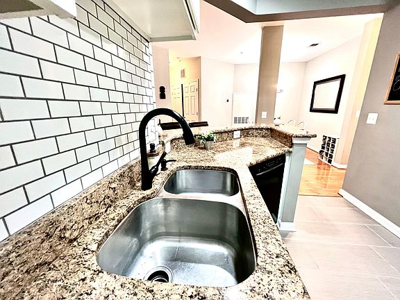 4th image of 2921 Deer Hollow Way Unit 215