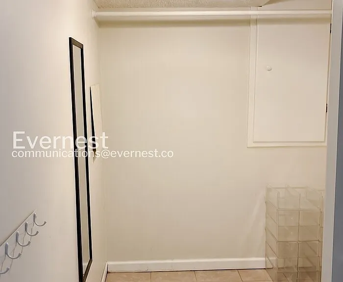 1268 Michigan Ave — Photo 15