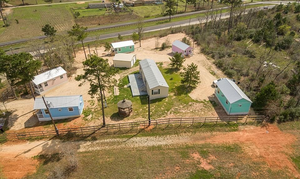 1st image of 110 Pine Tree Loop #B