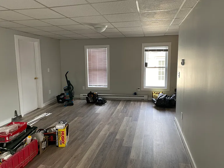 42 Main St #1 — Photo 6