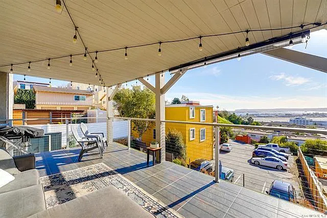 3152 Horton Ave — Photo 15