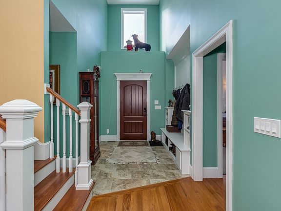3rd image of 24 Wildwood Dr
