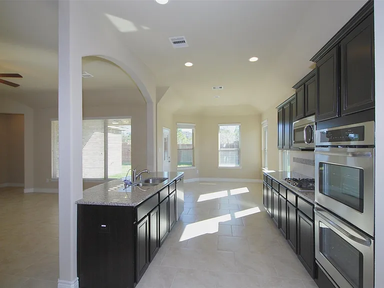 5607 S Denham Ridge Ln — Photo 11