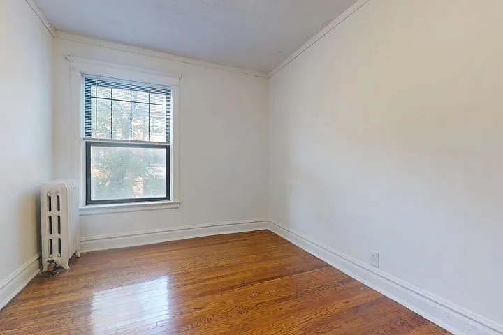 Greenwood 5201 — Photo 44