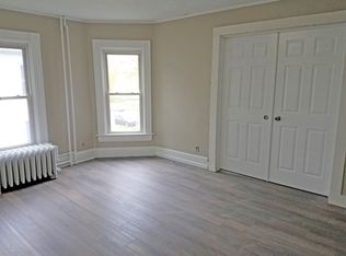 1224 Ferry St #1226, La Crosse, WI 54601