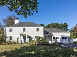 40 Yowago Ave, Branford, CT 06405