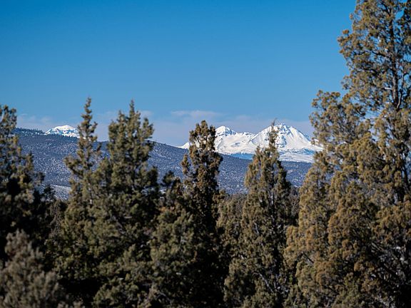 4th image of SE Goble Dr #Tl4200