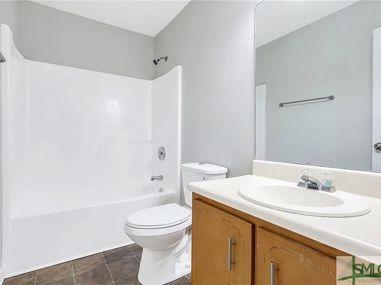 1232 Pineridge Way — Photo 12