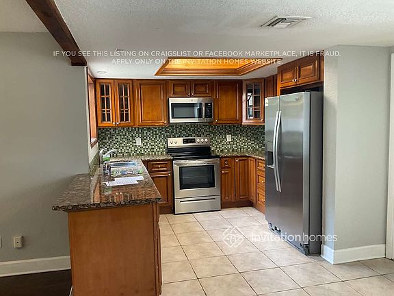 5th image of 5404 Bay Lagoon Cir