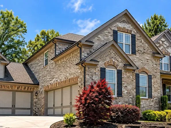 3079 Hidden Falls Dr, Buford, GA 30519