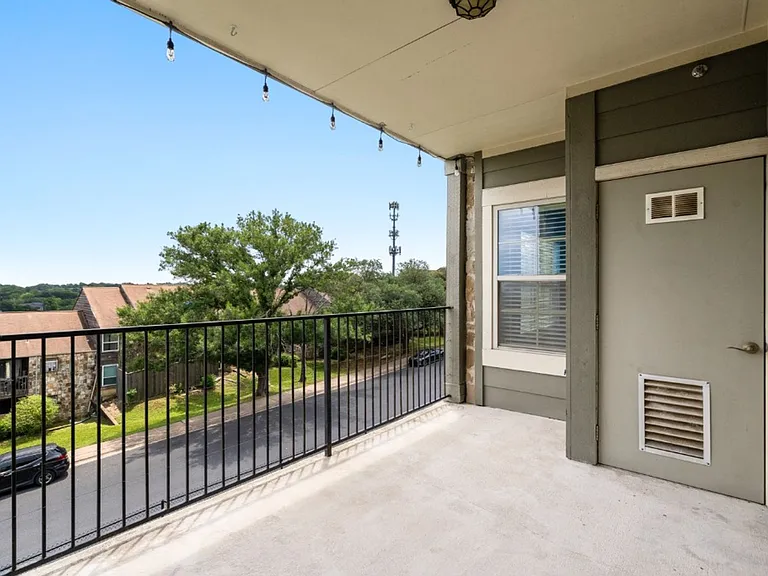 6810 Deatonhill Dr #1200 — Photo 19