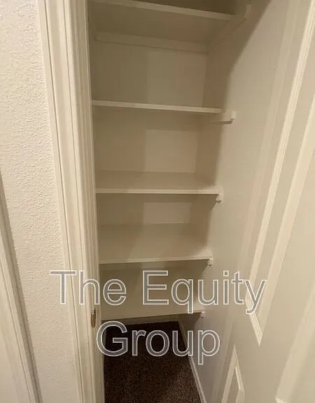 1827 E Cambridge Ct — Photo 14