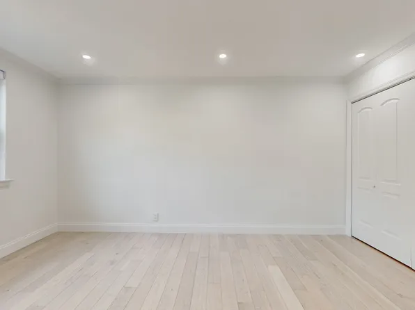 1186 East 56th Street image 8 of 21