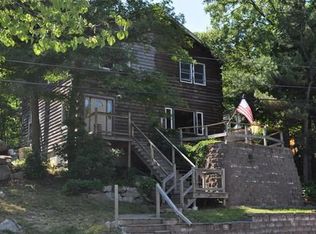 10 Brooks Rd, Gloucester, MA 01930