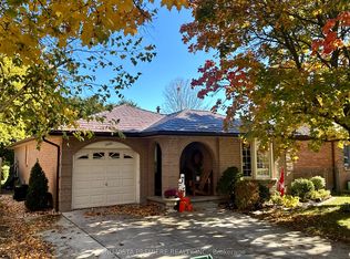 1446 Aldersbrook Rd, London, ON N6G 3V7