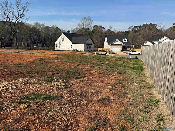 3rd image of 105 Ayers Spring Rd