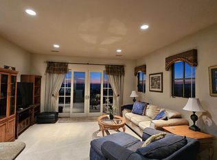 2248 Via Subria #A-1, Vista, CA 92084
