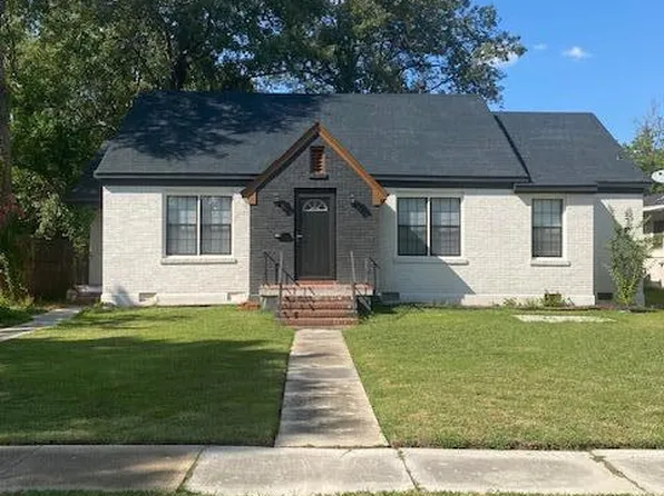 317 W 2nd St, Clarksdale, MS 38614