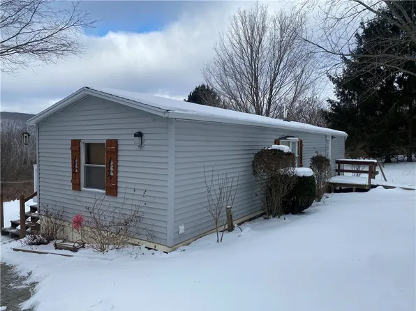 328 Martin Rd, Naples, NY 14512