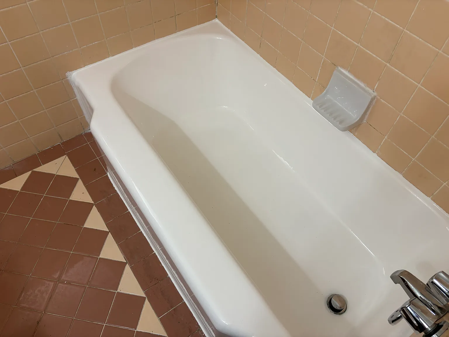 3 bed, 1100 sqft, $1,600 — Photo 3